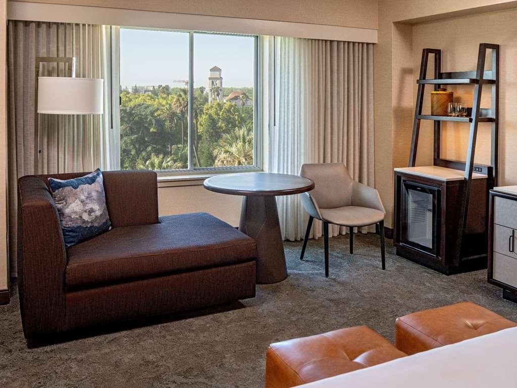 Hyatt Regency Hotel 4*