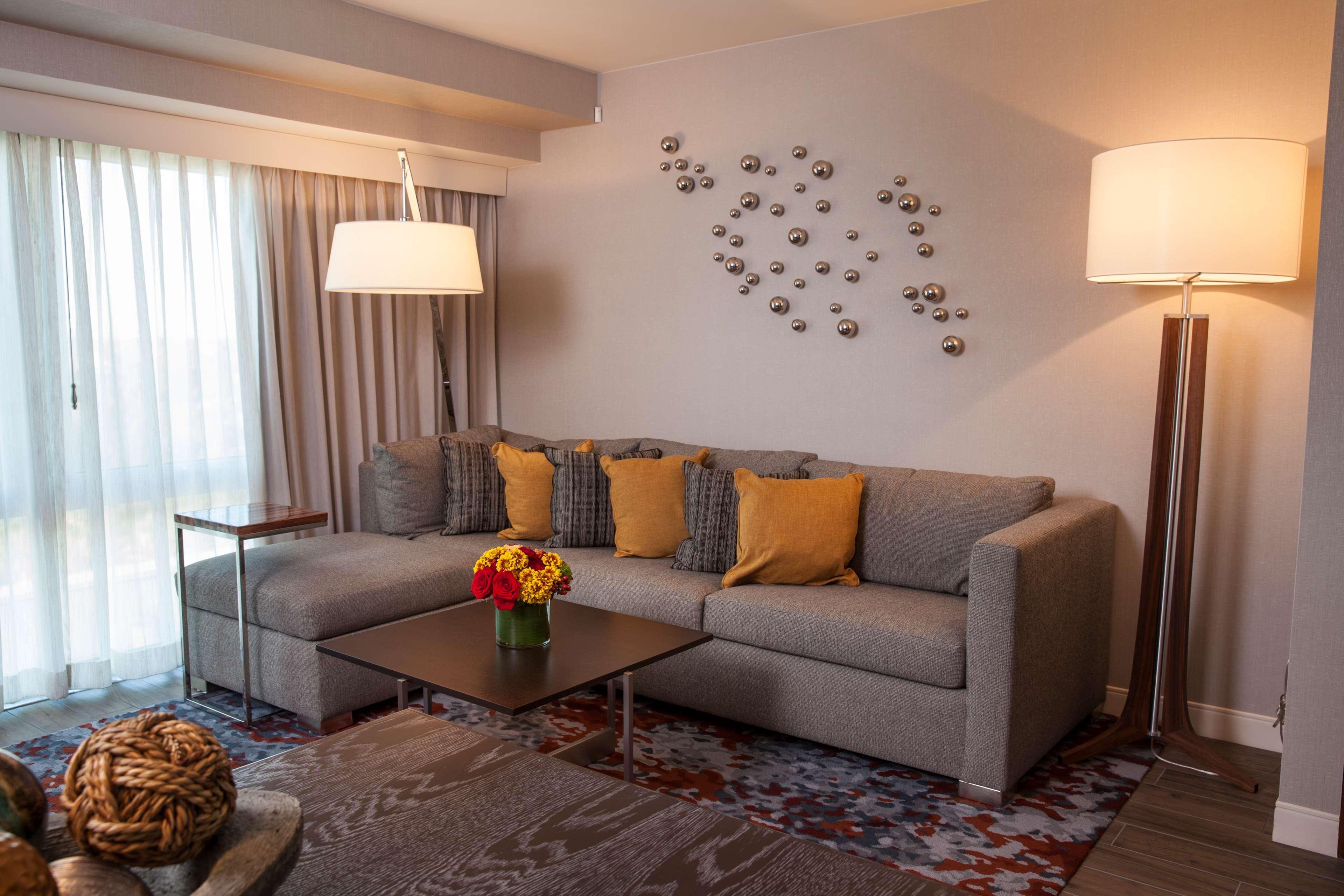 Hyatt Regency Hotel 4*