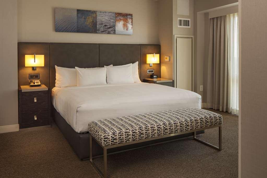 Hyatt Regency Hotel 4*
