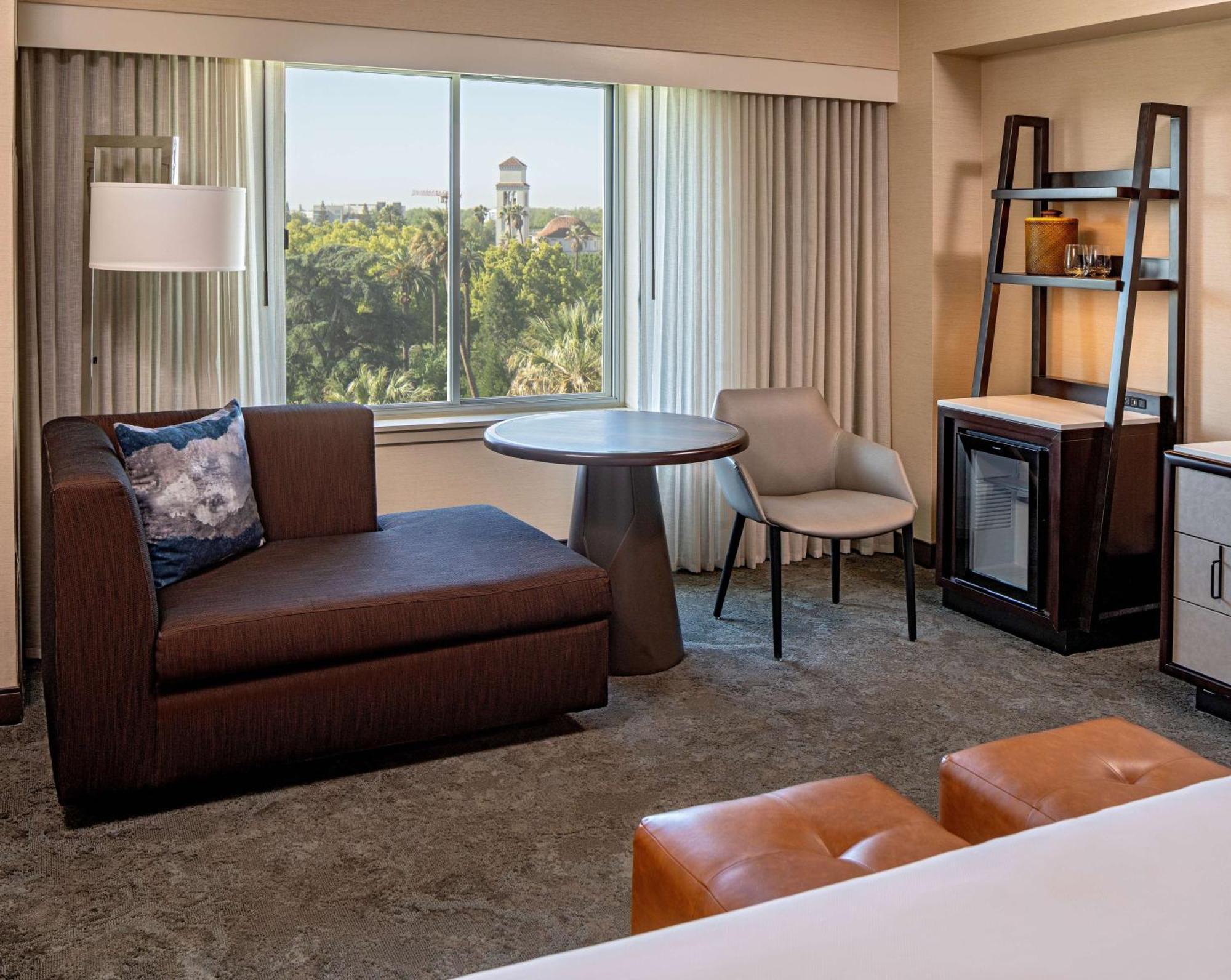 Hyatt Regency 4*